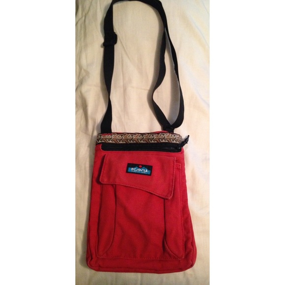 Red Kavu bag