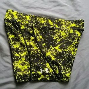 TRADED. UA spandex shorts & Nike sports bra.