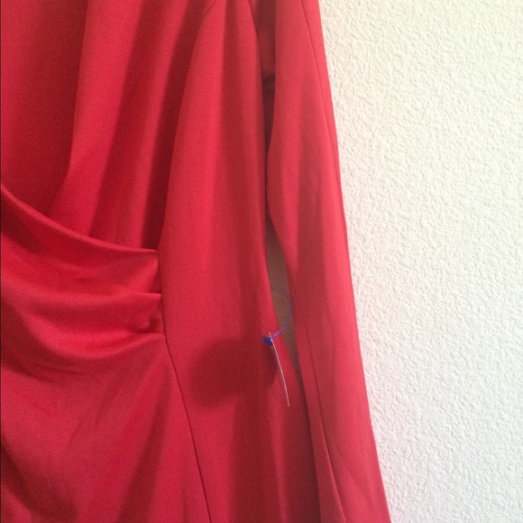 New sexy red dress - never worn! - Picture 3 of 4