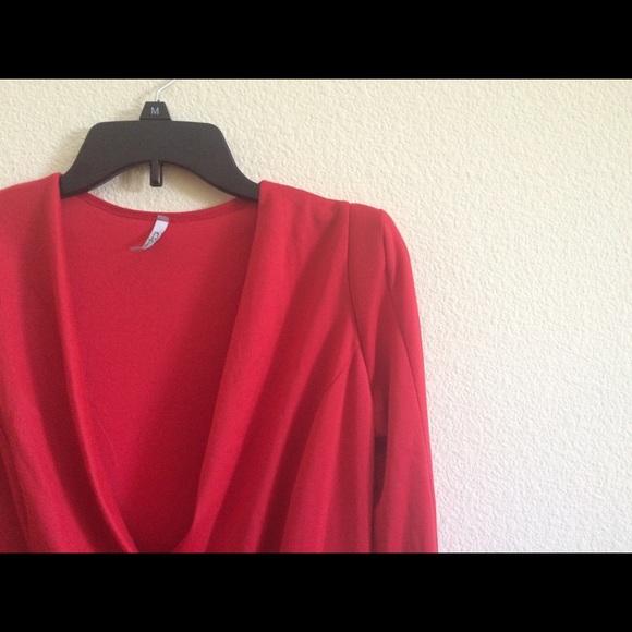 New sexy red dress - never worn! - Picture 4 of 4