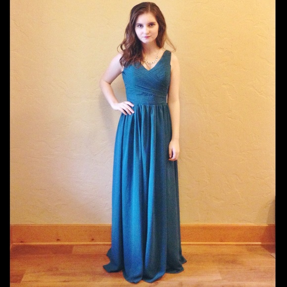 Prom/Formal Dress - Picture 2 of 3