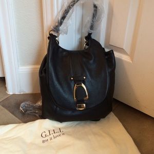 gili convertible backpack