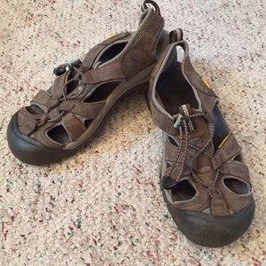 KEEN hiking sandals, size 10