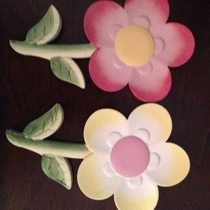 Flower wall art cute for young girls rooms