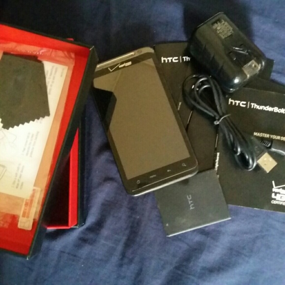 HTC THUNDERBOLT 4G LTE SMARTPHONE - Picture 1 of 3