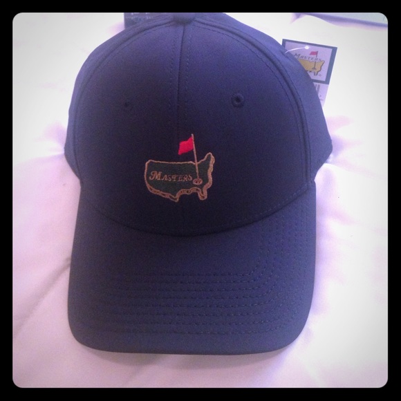 Navy blue members exclusive hat. With tags.