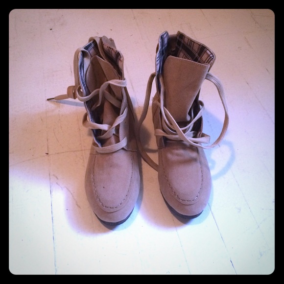 Tan boots