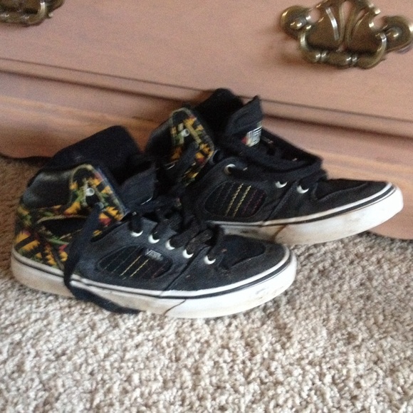 I got A pair of vans. And I never wear them. - Picture 1 of 1