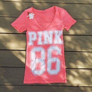 🌻VS Neon Coral V-Neck🌻