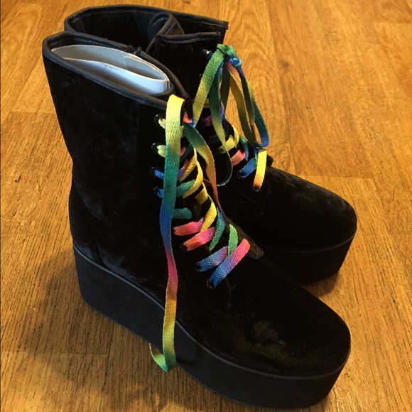 YRU Black Velvet Bloq Boots