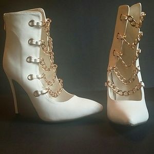 Lolas Shoetique White Booties