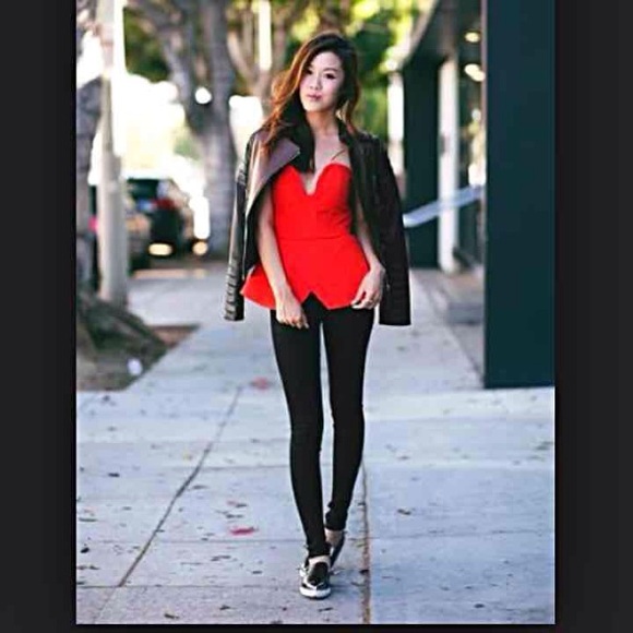 Black leggings