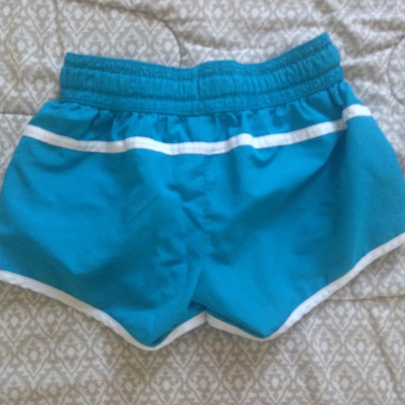 Track shorts - Picture 2 of 2