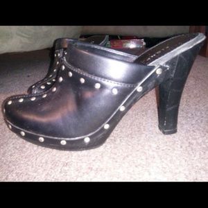 Black Studded Fioni Clogs