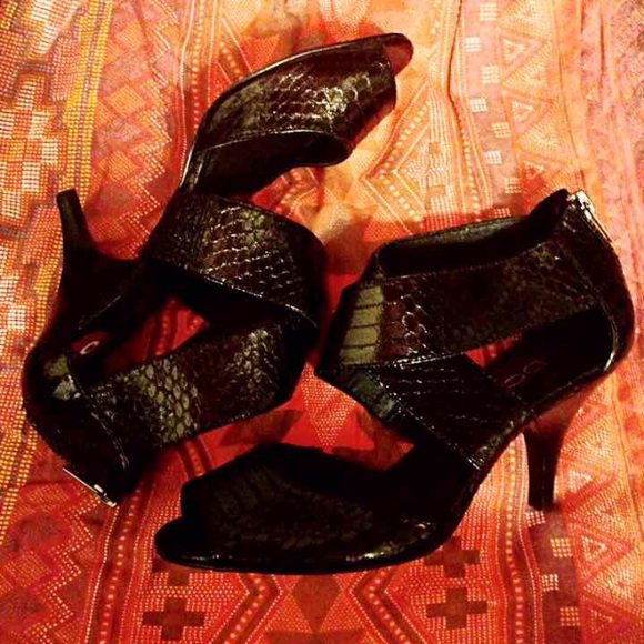 Never worn aldo pumps