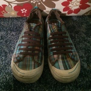 Rocket dog slip on sneakers