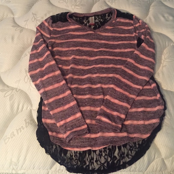No Boundaries long sleeve shirt