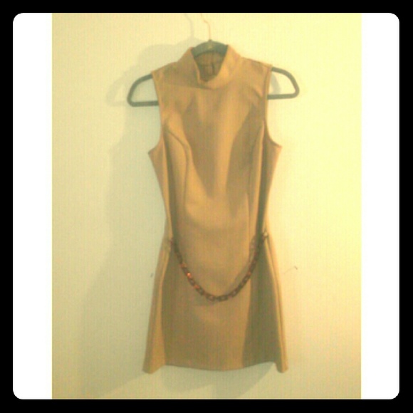 Groovy 1960's Mod Dress, tortoise chain linked bel