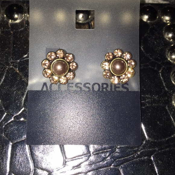 Gold Faux Pearl and Crystal Earrings - BRAND NEW!
