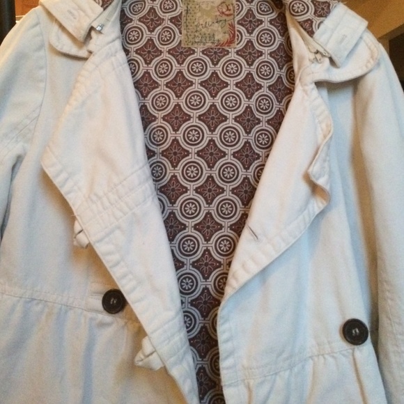 Billabong Cream Winter Coat - Picture 2 of 3