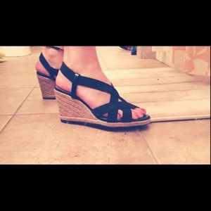 Merona Low Wedge Sandal. Barely Worn.