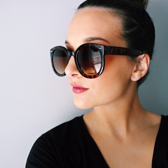 Accessories - Brown retro oversized sunglasses