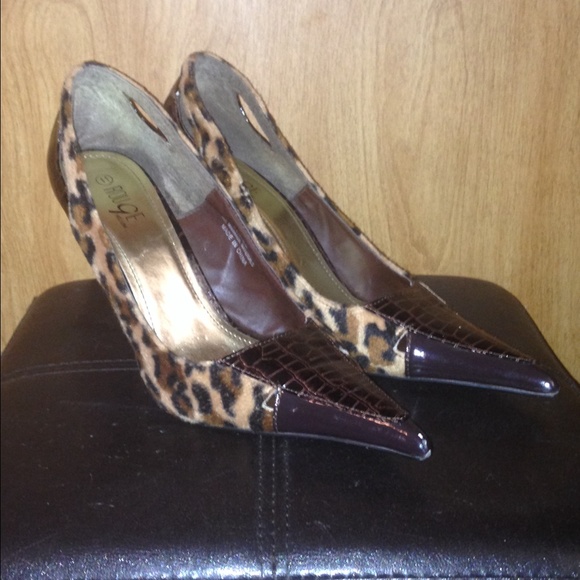 Leopard heels!!  👠👠