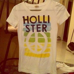 Hollister White T-shirt