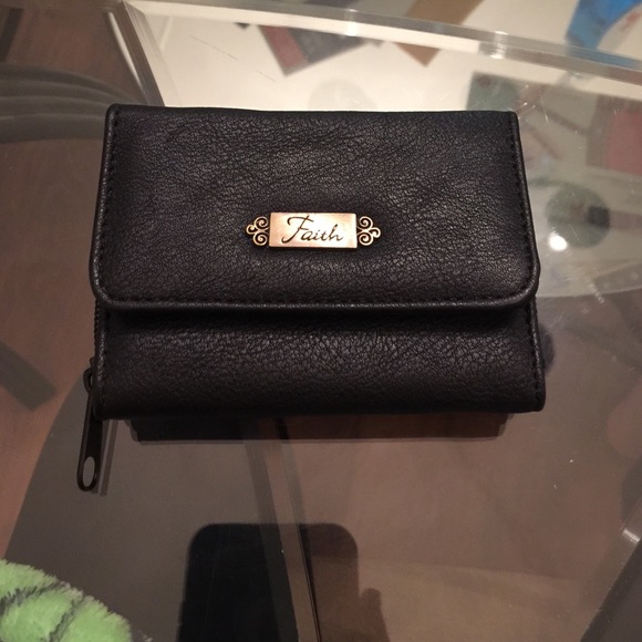 Wallet - Picture 1 of 3