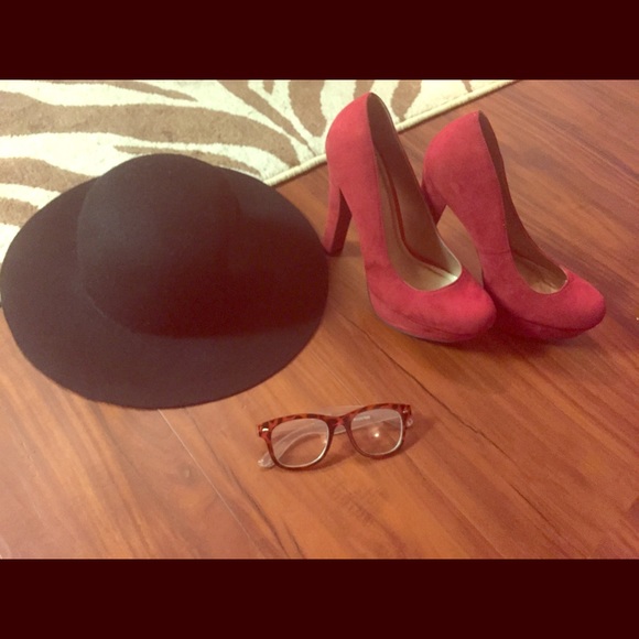 ‼️️REDUCED‼️ URBANOUTFITTERS leopard glasses!