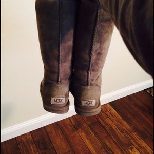 Grey Uggs