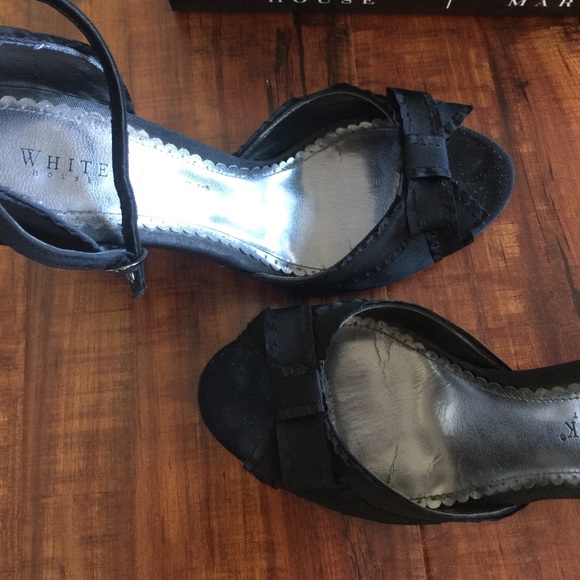 Sandals - Picture 4 of 4