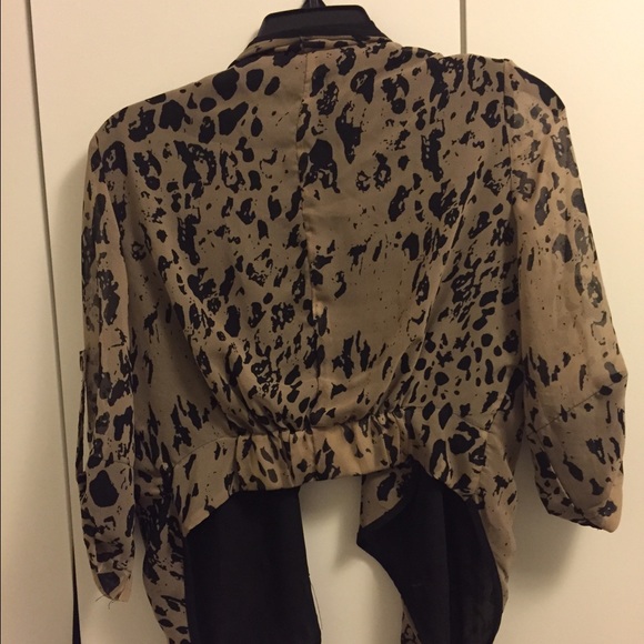 Blazer - Picture 2 of 2