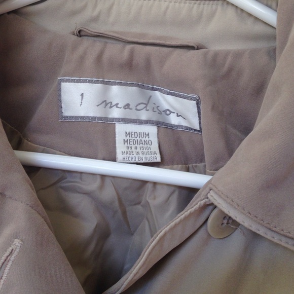 Oversized Trench Coat - Picture 3 of 4