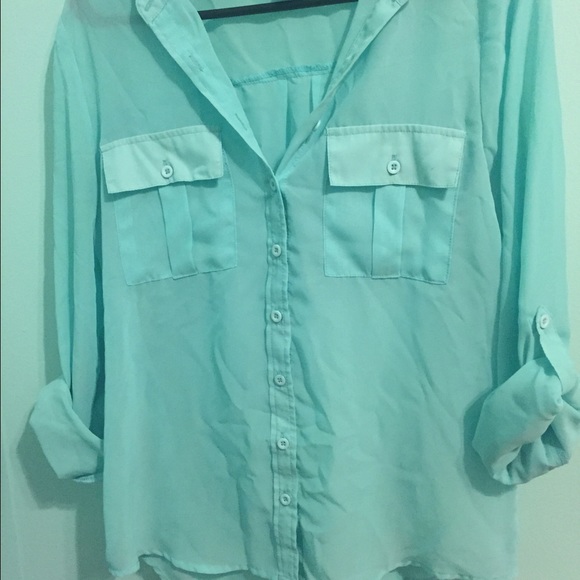 Aqua/Teal Button-Up Blouse💙