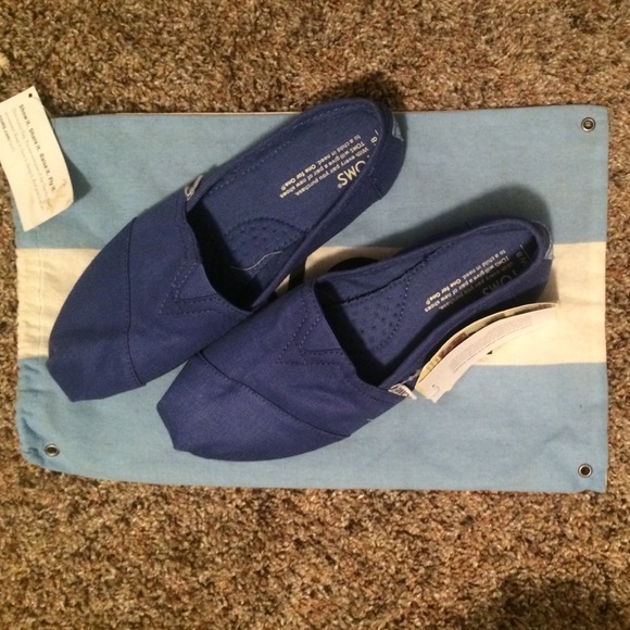 Cobalt Blue Toms