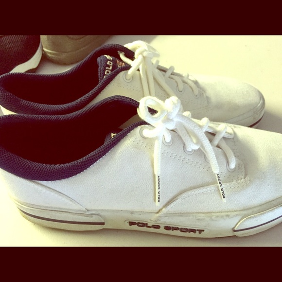 Men's white polo sport shoes