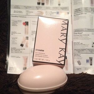 Mary Kay 3-in-1 Cleansing Bar