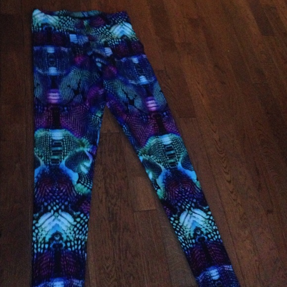 Blackmilk leggings