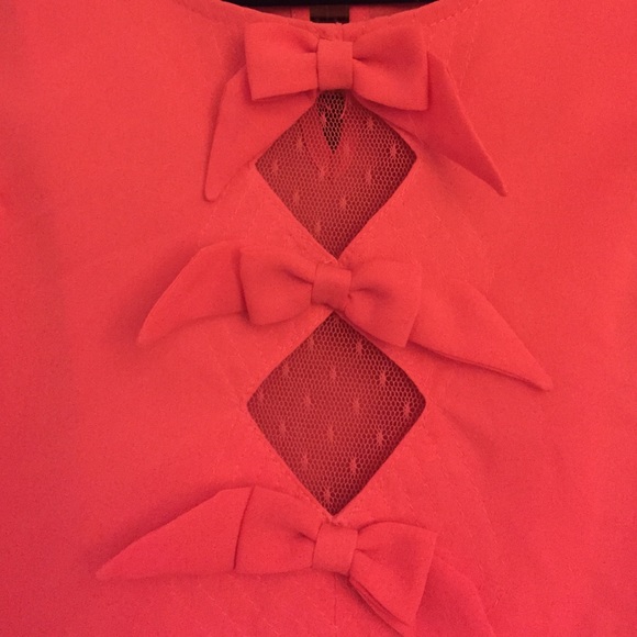 Bow top - Picture 2 of 4