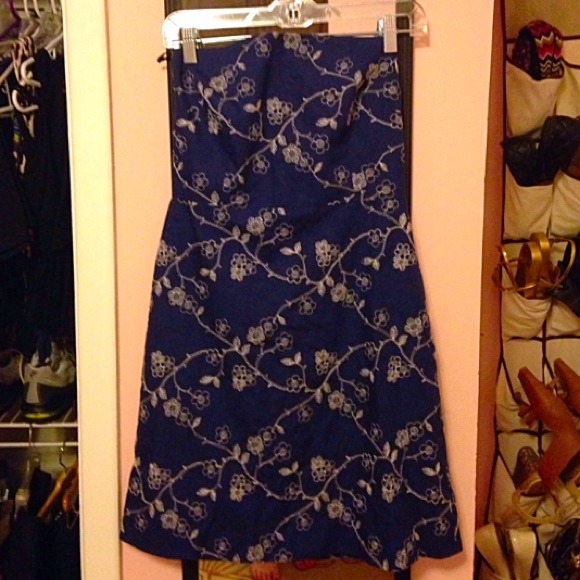 Tocca navy embroidered strapless dress