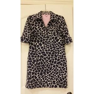 Lilly Pulitzer navy and white giraffe dress