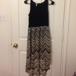 Hi-lo Chevron dress