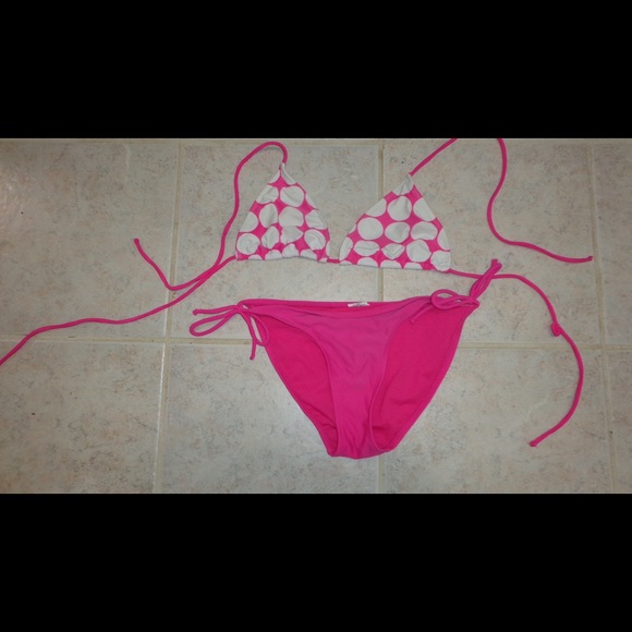Bikini; hot pink and white