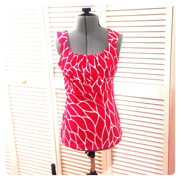 Pink and white dressy tanktop