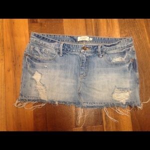 Abercrombie & Fitch frayed skirt: size 10