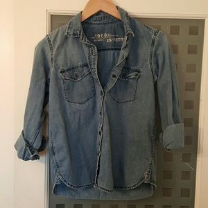 Gap chambray shirt