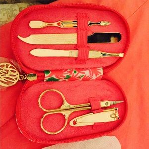 Lilly Pulitzer Manicure Set