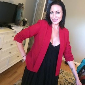 Little red blazer❤️