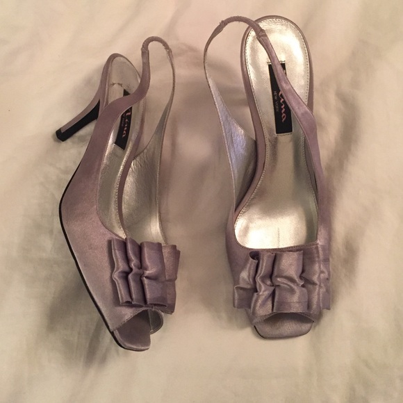 Nina silver metallic heels